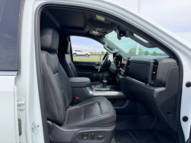 Certified 2023 Chevrolet Silverado 1500 LTZ w/ LTZ Convenience Package II AWD/4WD image 10