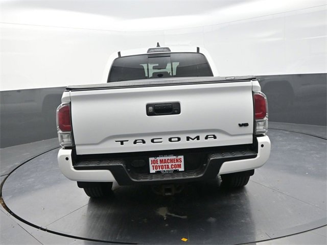 Used 2020 Toyota Tacoma TRD Off-Road image 6