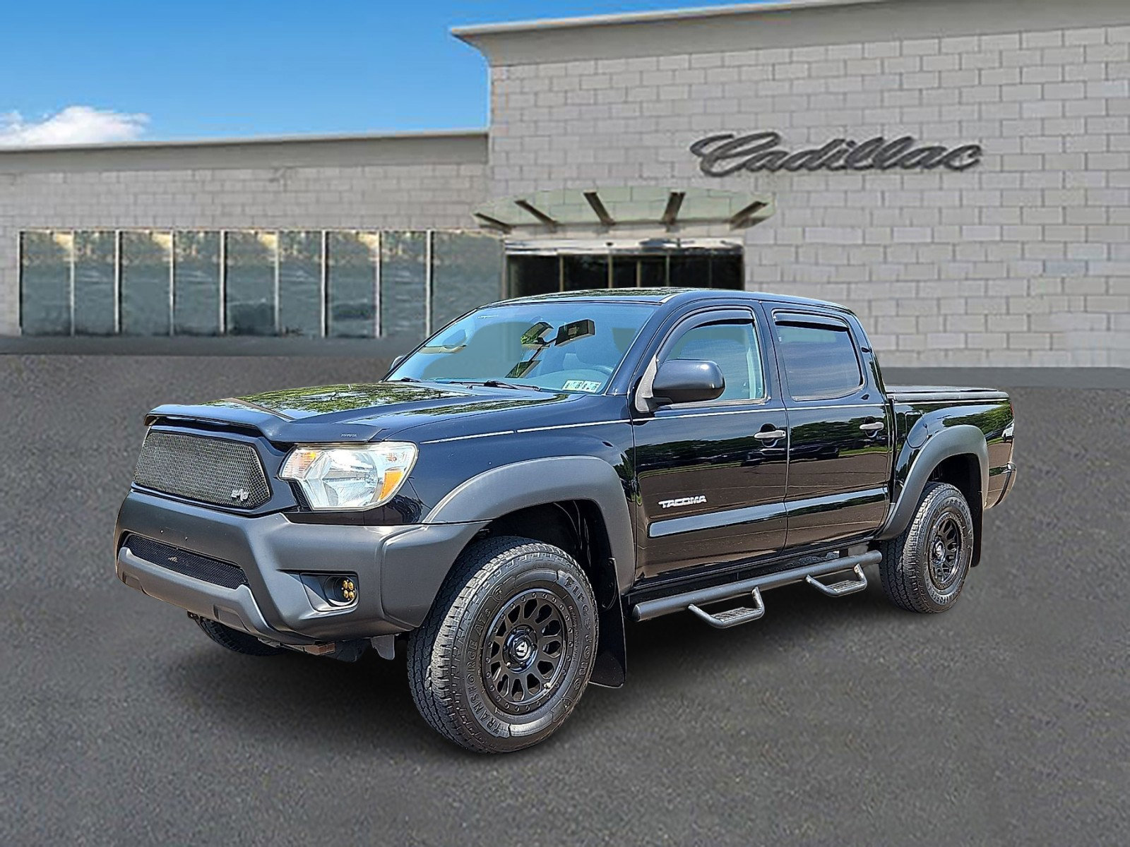Used 2014 Toyota Tacoma PreRunner w/ Convenience Package