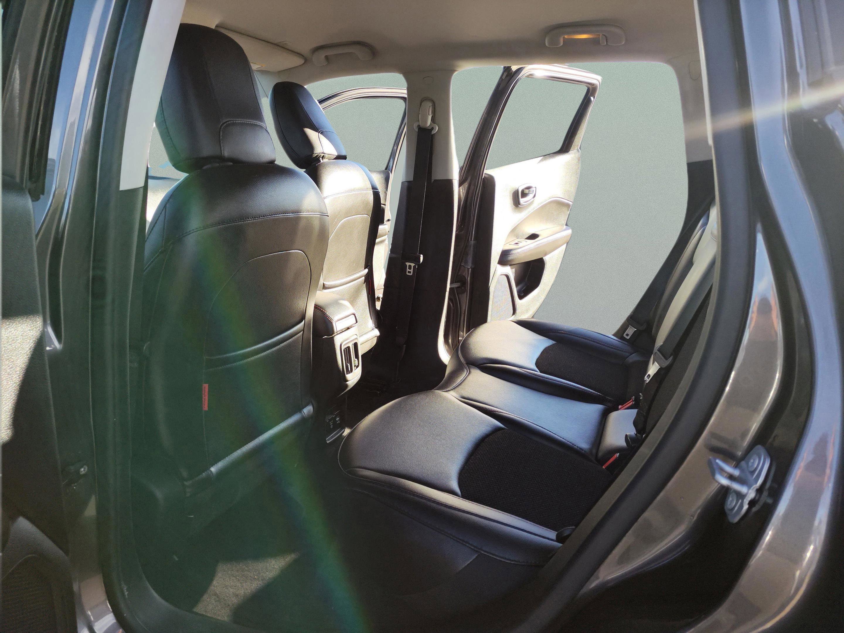 Used 2019 Jeep Compass Trailhawk w/ Cold Weather Group image 33