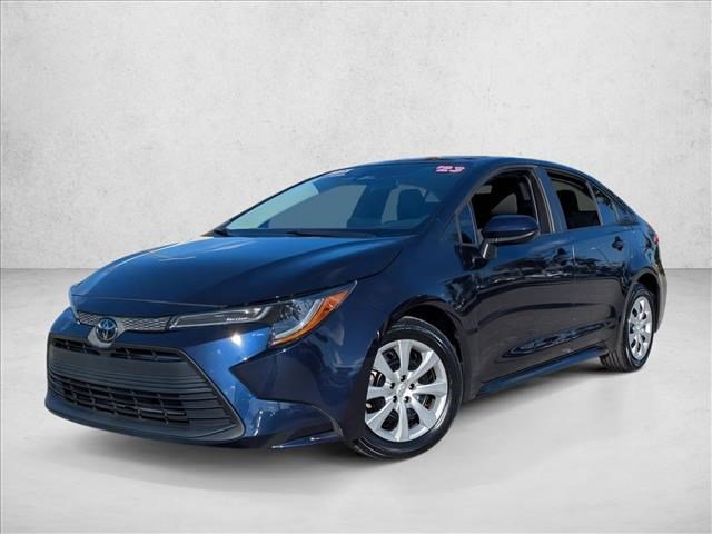 Used 2023 Toyota Corolla LE image 1