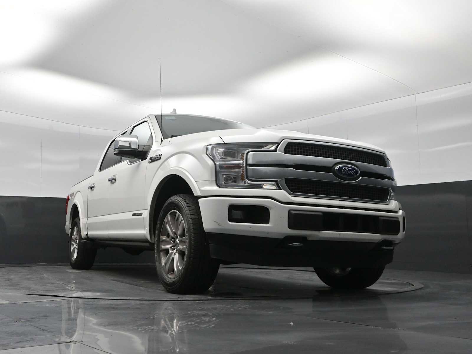 Used 2020 Ford F150 Platinum w/ Equipment Group 701A Luxury image 28