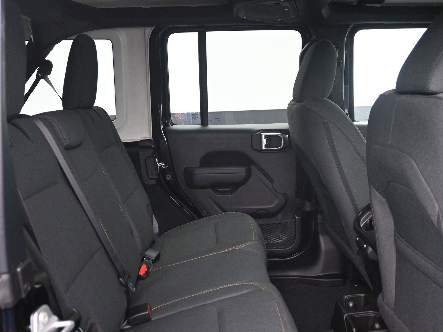 Used 2026 Jeep Wrangler Willys image 12
