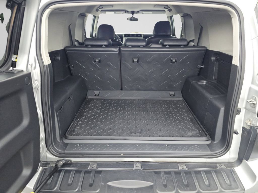 Used 2008 Toyota FJ Cruiser 4WD image 24