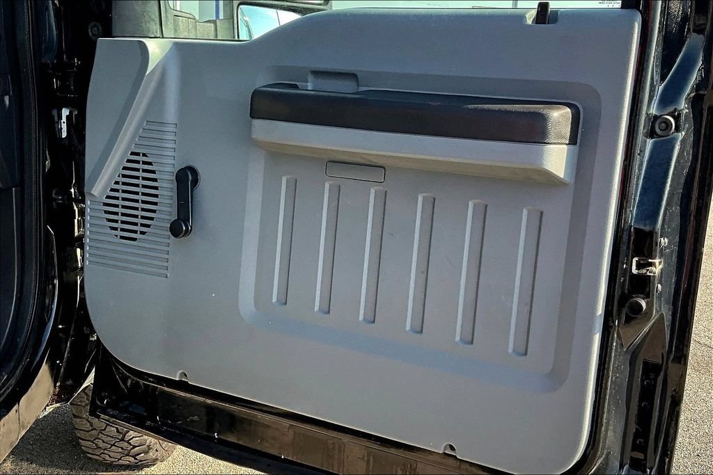 Used 2015 Ford F350 XL AWD/4WD image 19