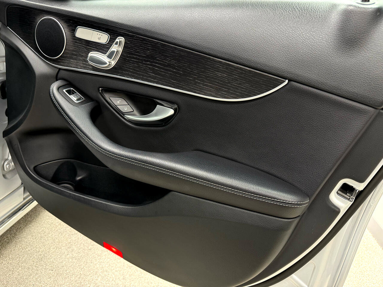 Used 2021 Mercedes-Benz C 300 C300 4MATIC Sedan image 13