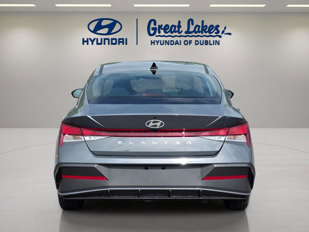 New 2026 Hyundai Elantra SE w/ Cargo Package FWD image 4