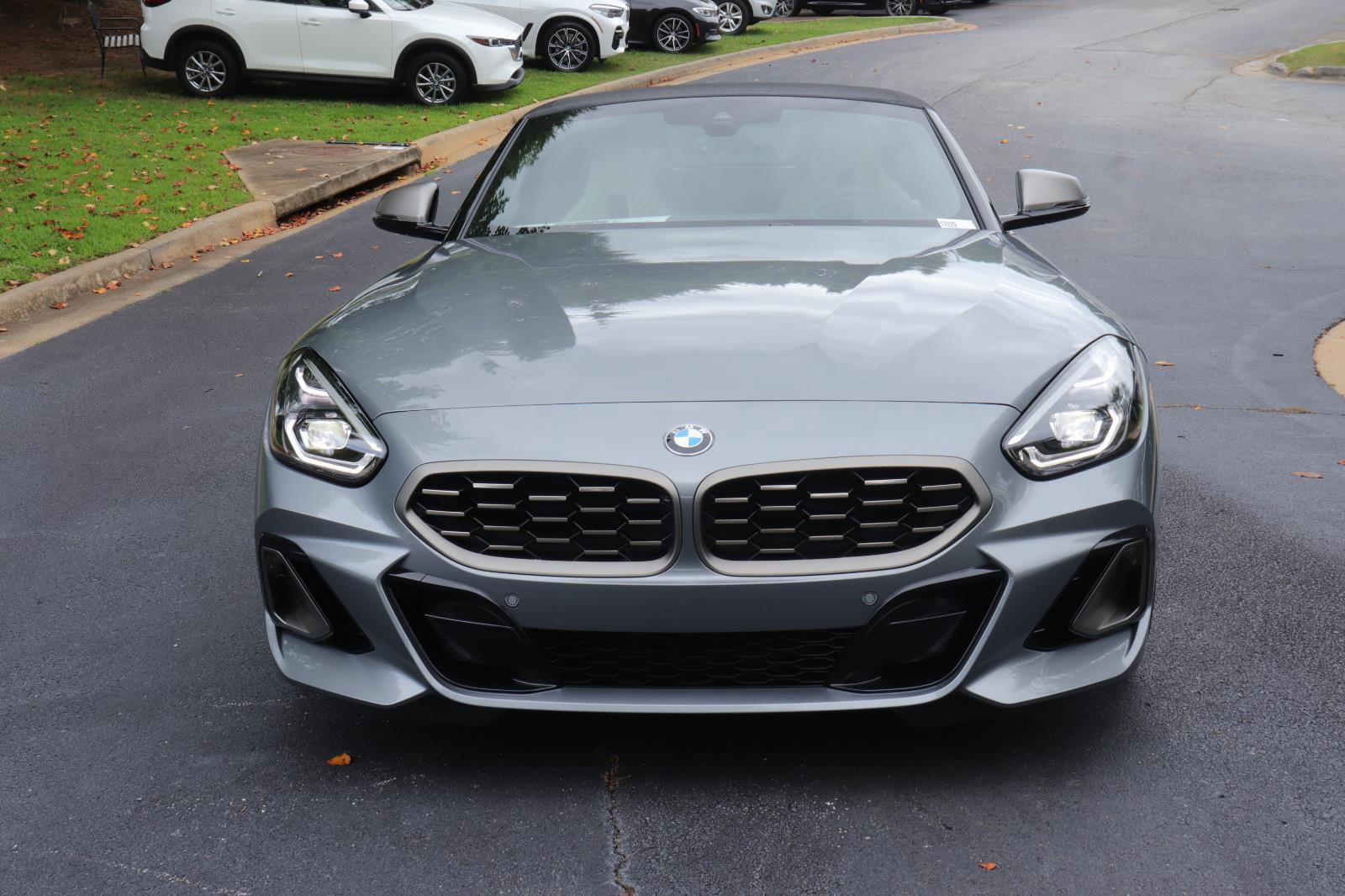 New 2026 BMW Z4 M40i w/ Premium Package image 2