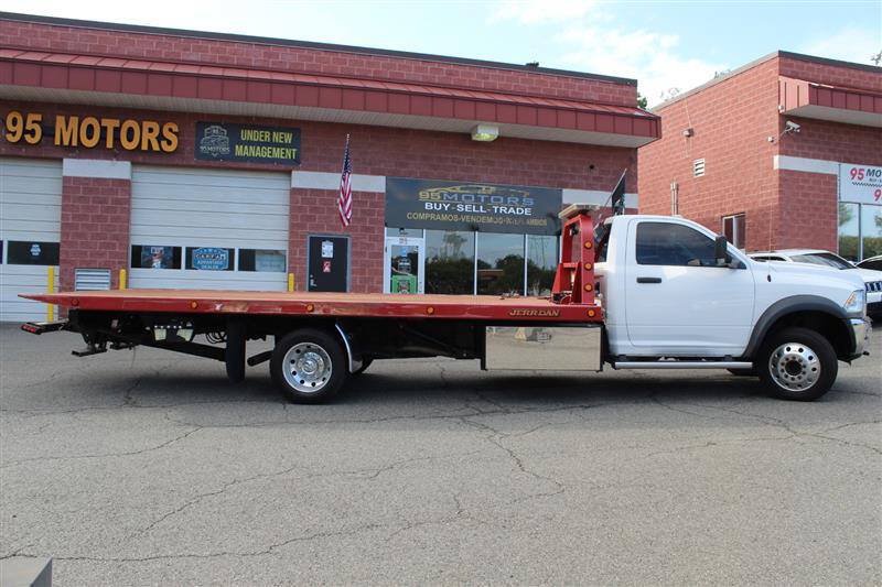 Used 2018 RAM 5500 4x4 Regular Cab image 6