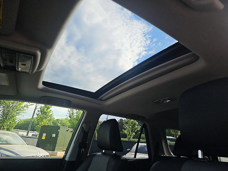 Used 2021 Toyota 4Runner SR5 Premium w/ Moonroof Package AWD/4WD image 27