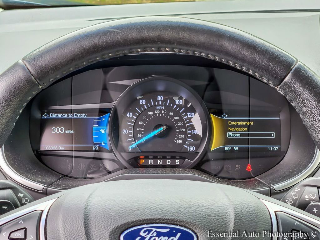 Used 2019 Ford Edge Titanium w/ Cold Weather Package AWD/4WD image 15