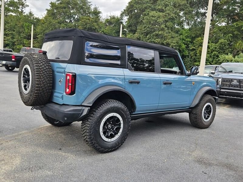 Used 2023 Ford Bronco Badlands AWD/4WD image 14