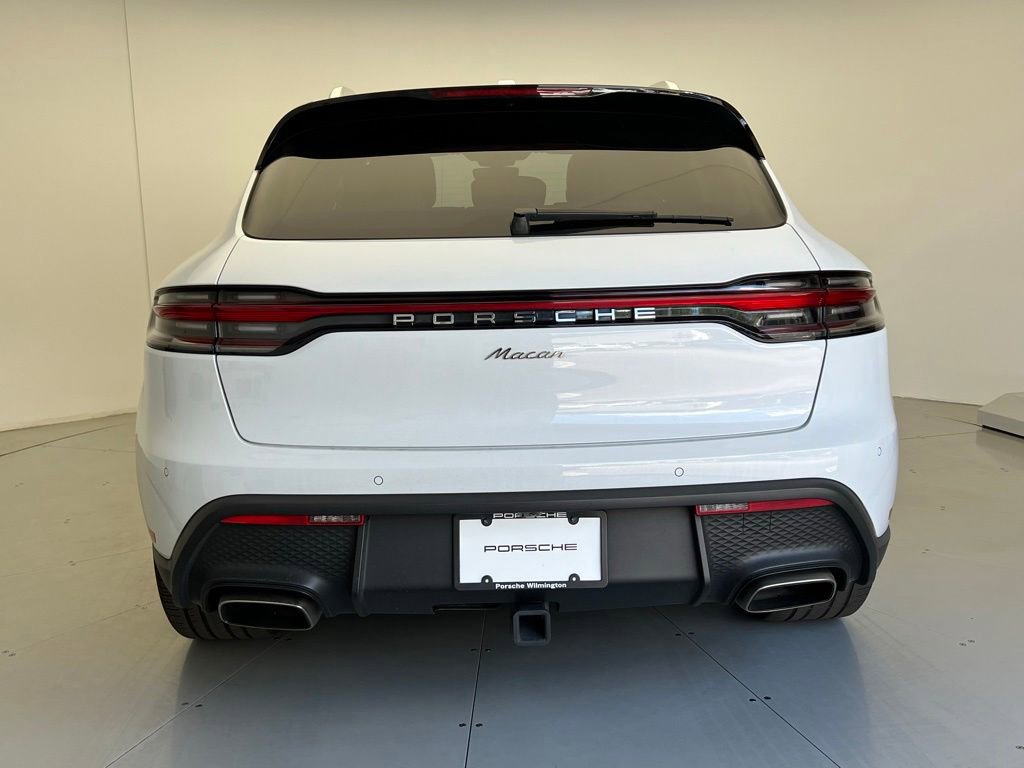 Certified 2023 Porsche Macan AWD/4WD image 21