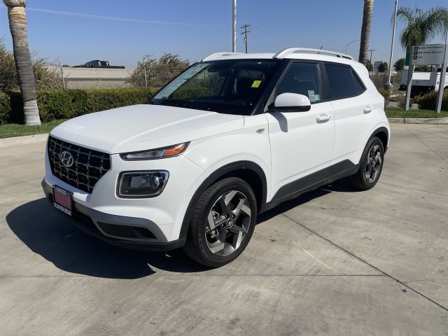 Used 2025 Hyundai Venue SEL