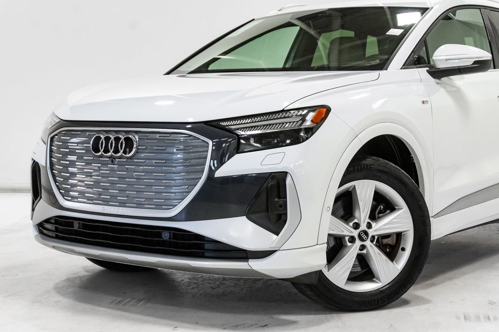 Used 2024 Audi Q4 e-tron Prestige AWD/4WD image 2