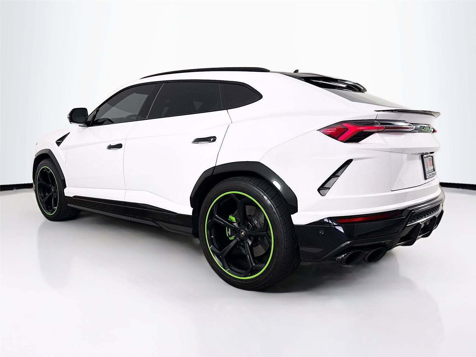Used 2019 Lamborghini Urus AWD/4WD image 30