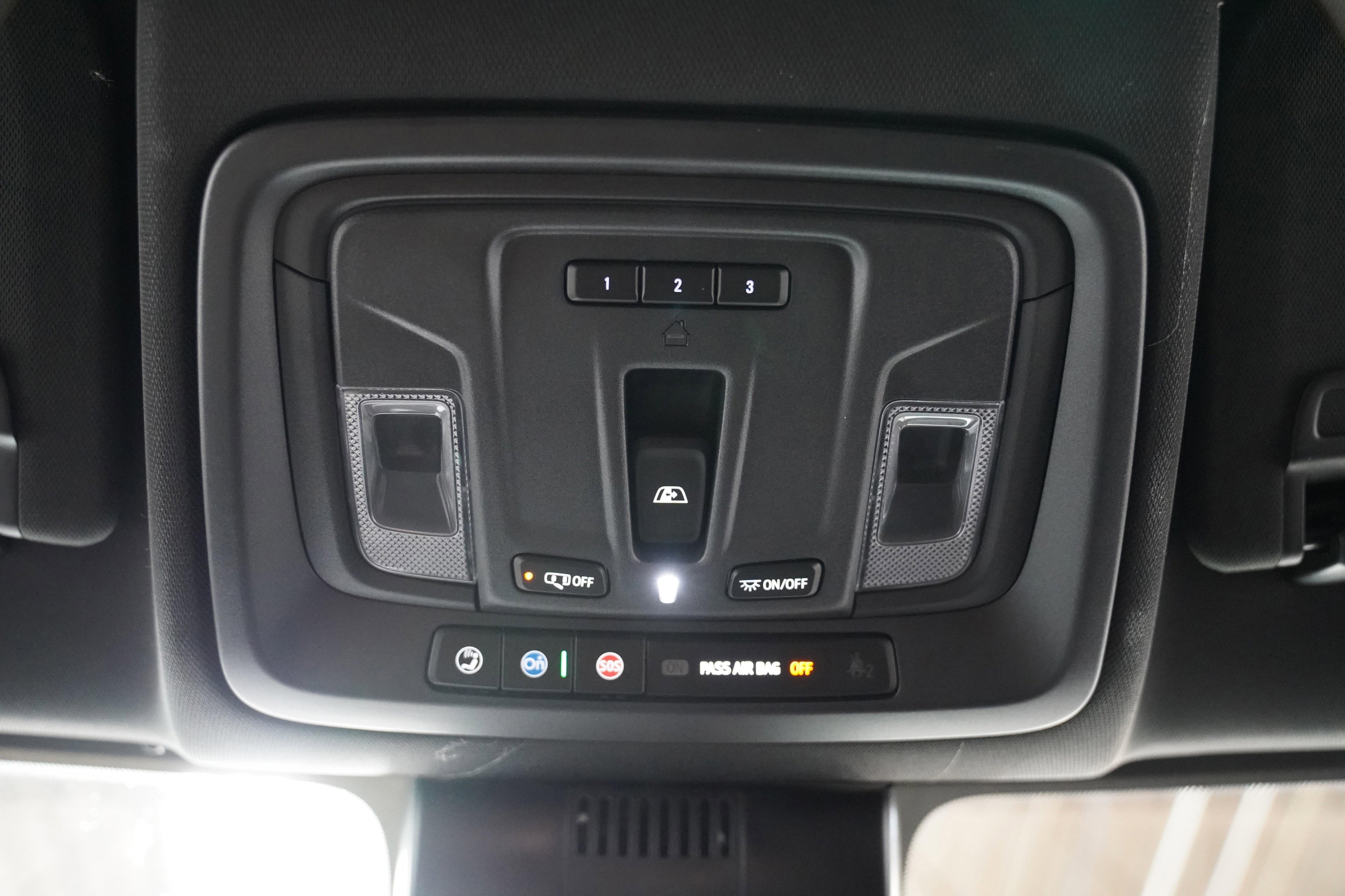 Used 2024 GMC Sierra 2500 AT4 w/ AT4 Preferred Package image 30