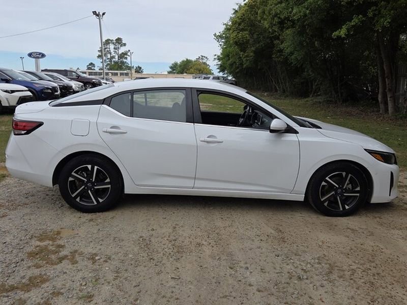 Used 2024 Nissan Sentra SV image 14