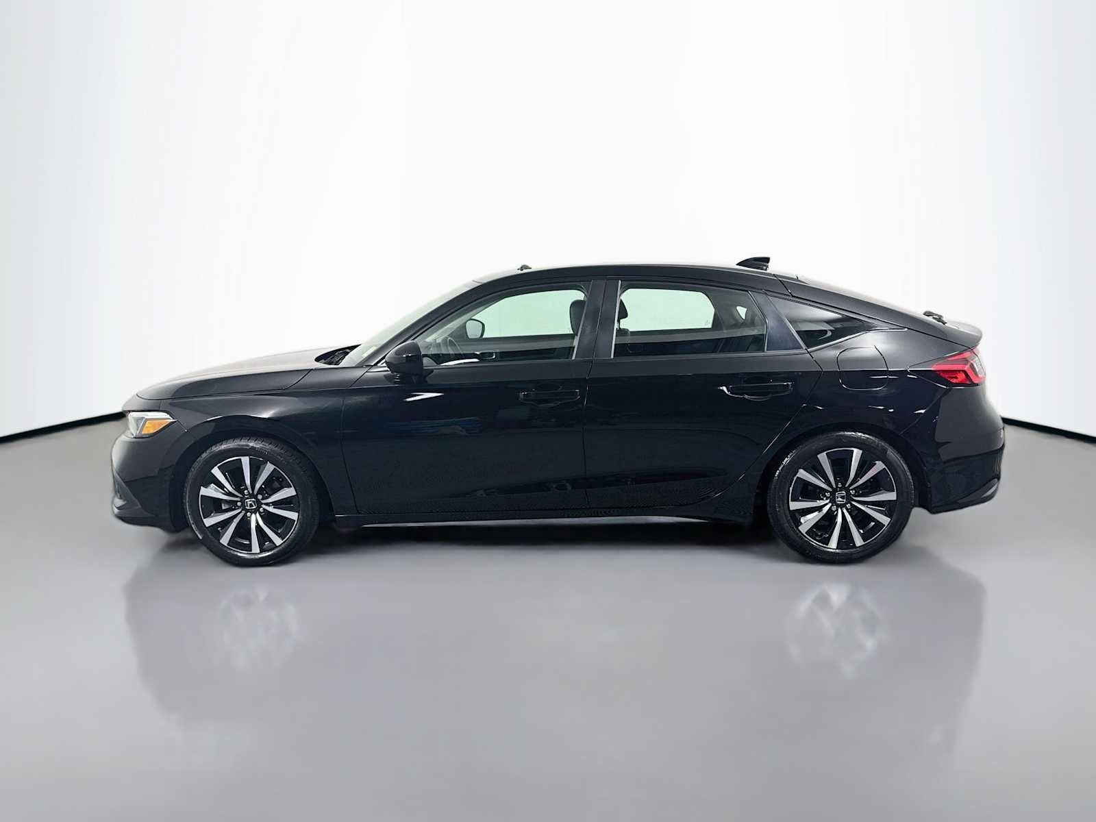 Certified 2024 Honda Civic EX-L image 4