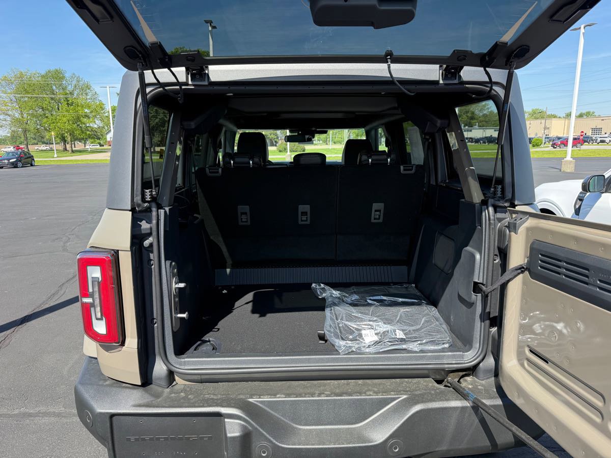 New 2025 Ford Bronco Outer Banks w/ Matte Film Protection Package image 41