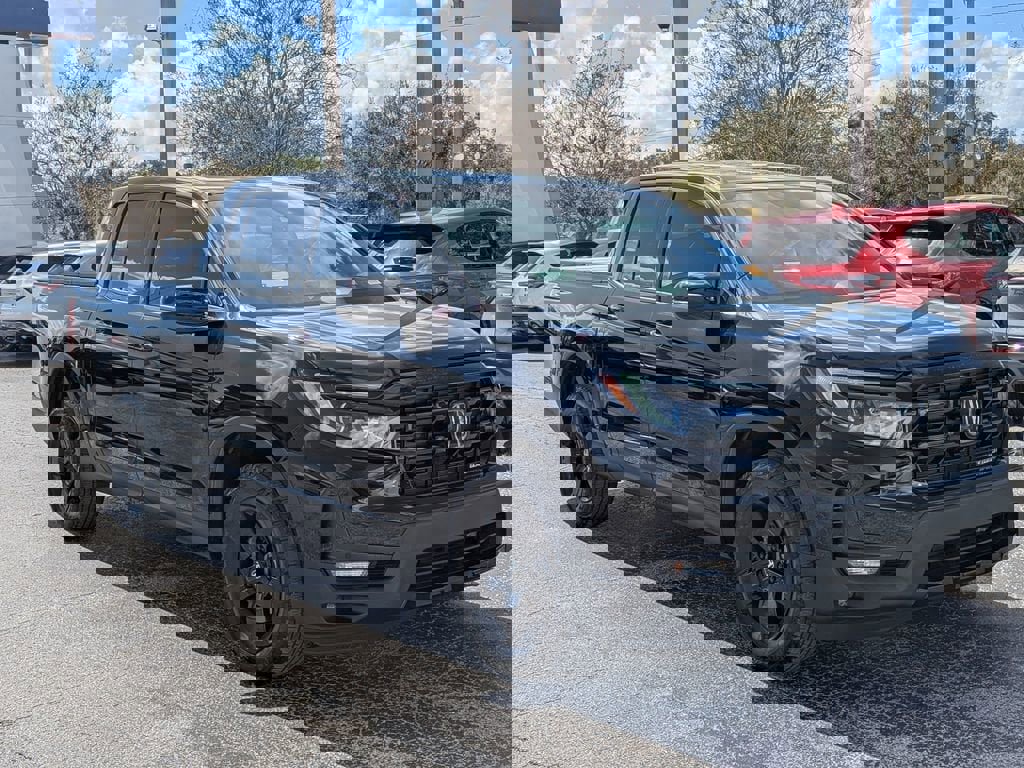 Used 2024 Honda Ridgeline Black Edition image 2