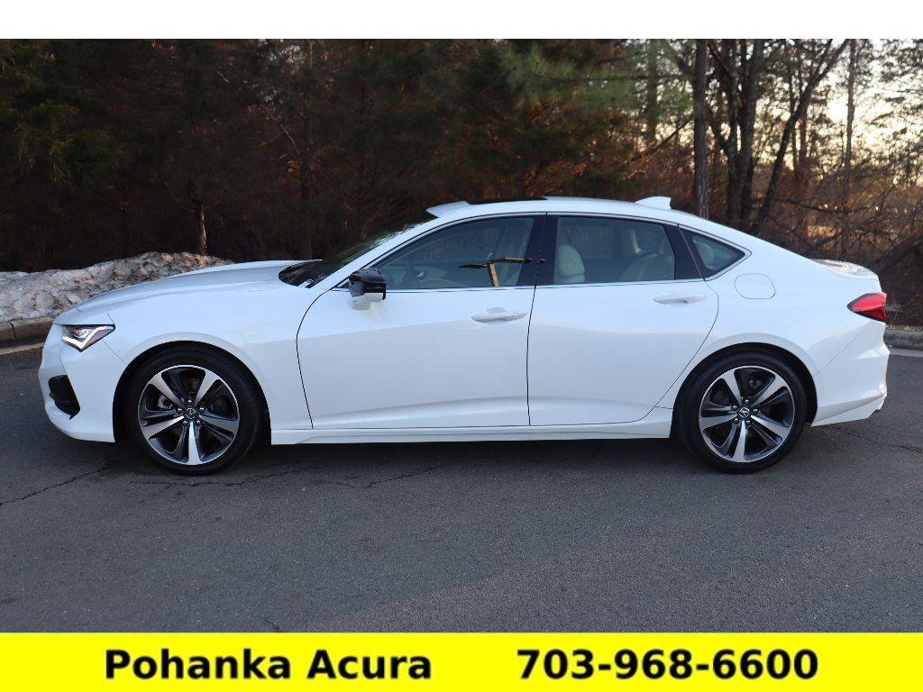Certified 2025 Acura TLX w/ Technology Package image 4