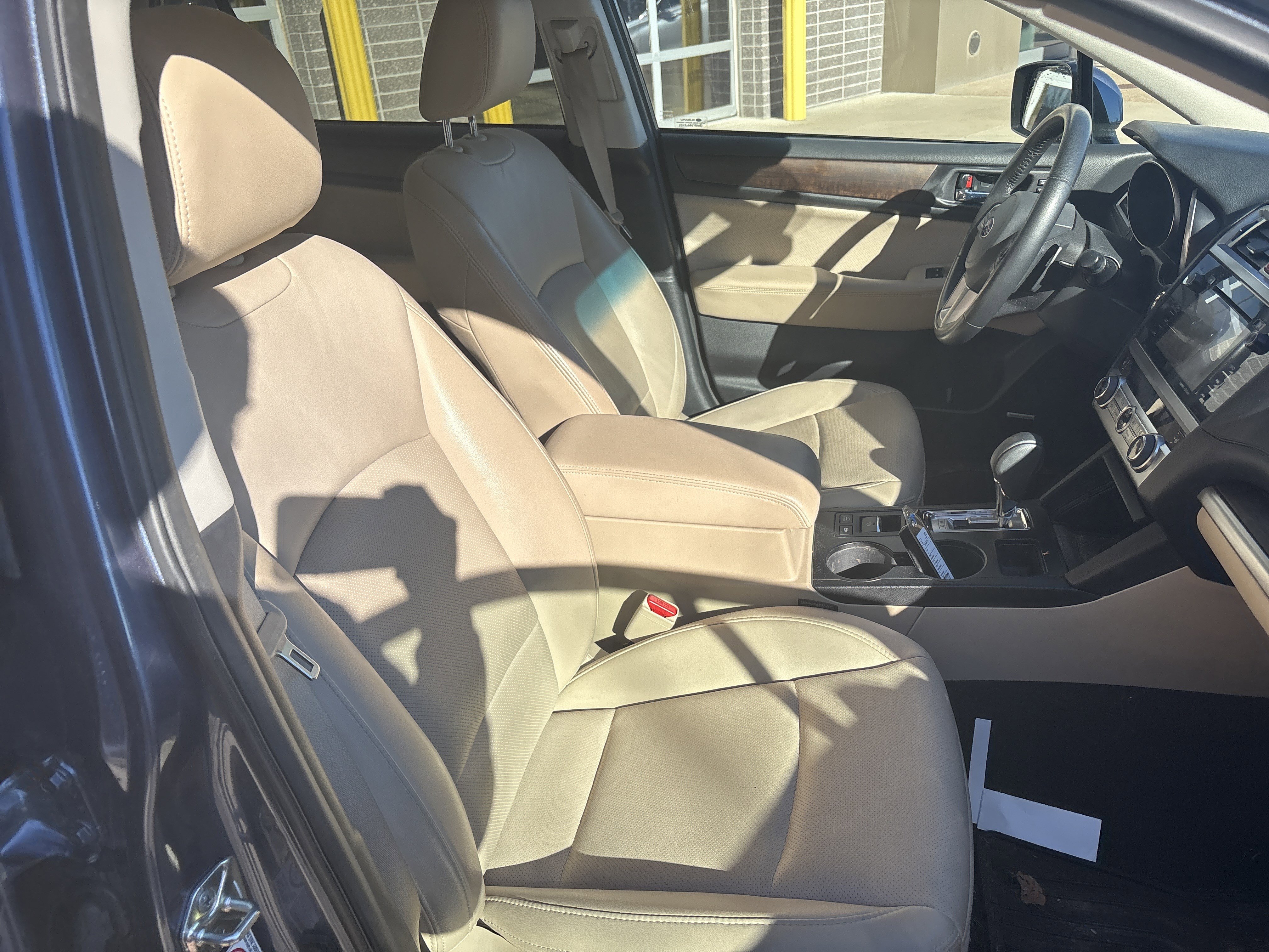 Used 2017 Subaru Outback 2.5i Limited image 32