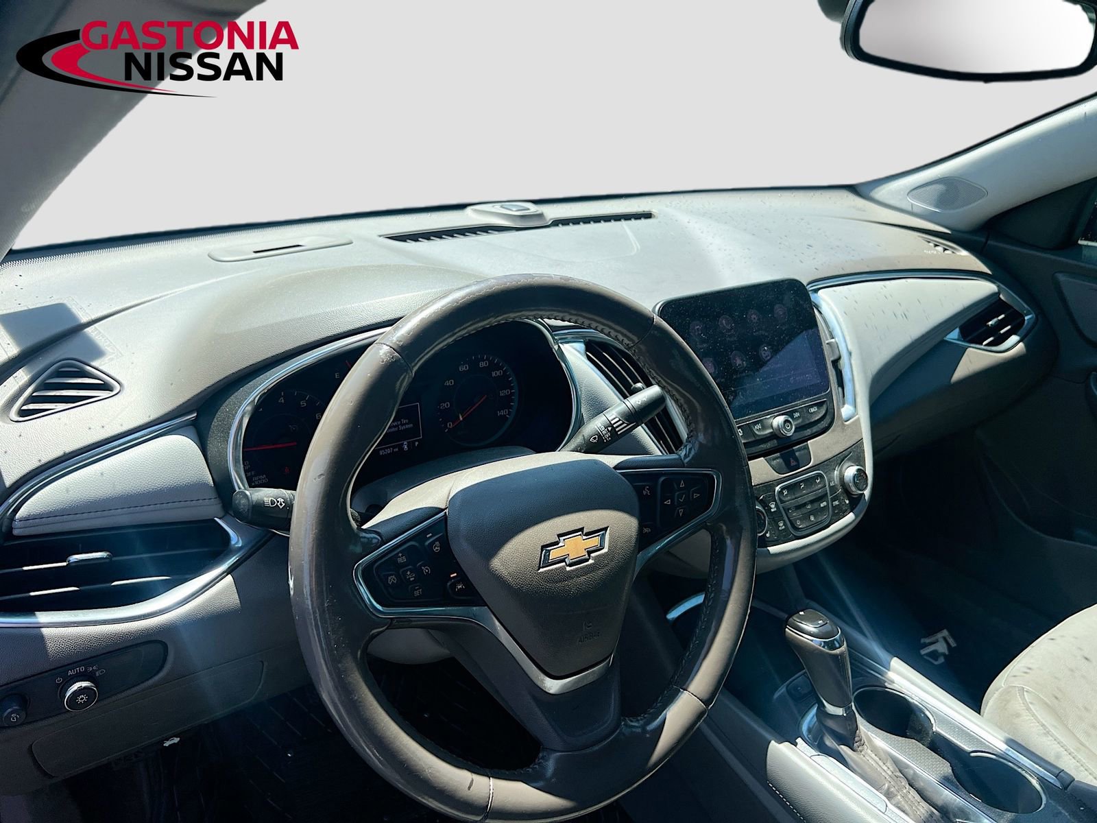 Used 2019 Chevrolet Malibu LT w/ Leather Package image 11