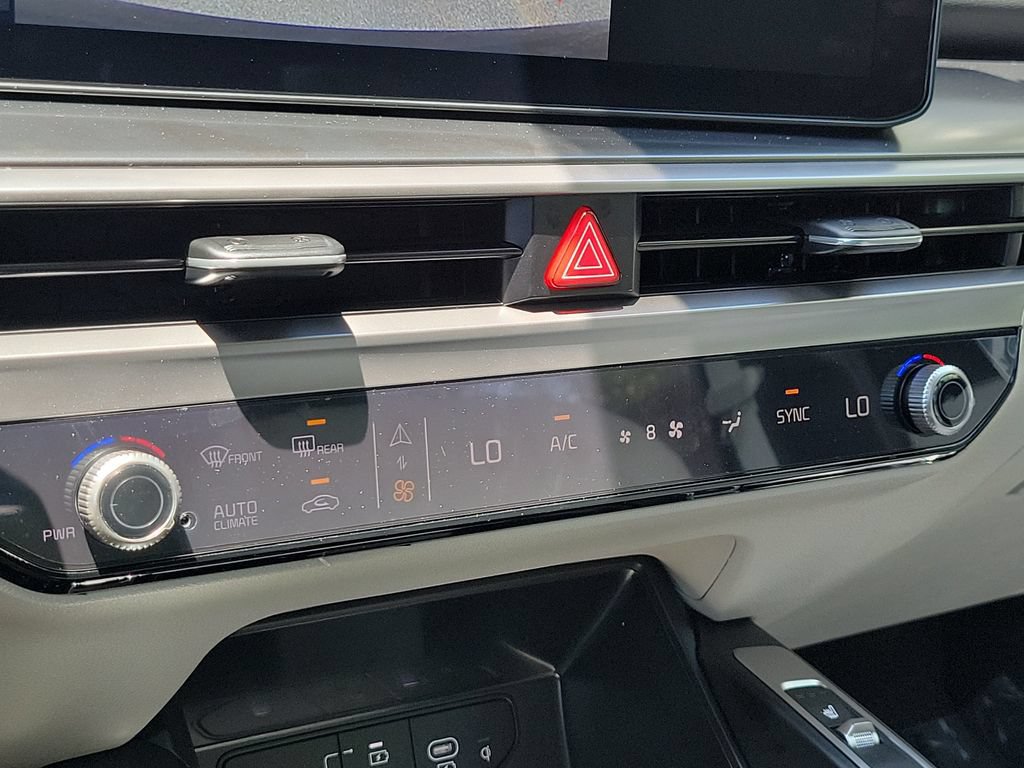 New 2026 Kia Sorento S FWD image 16