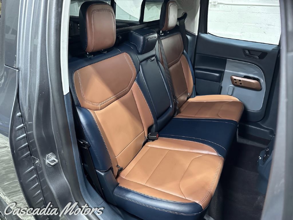 Used 2022 Ford Maverick Lariat w/ Lariat Luxury Package image 12