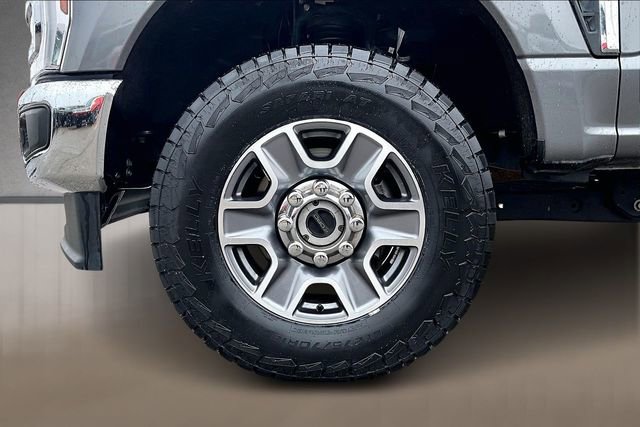 Used 2024 Ford F250 Lariat image 8