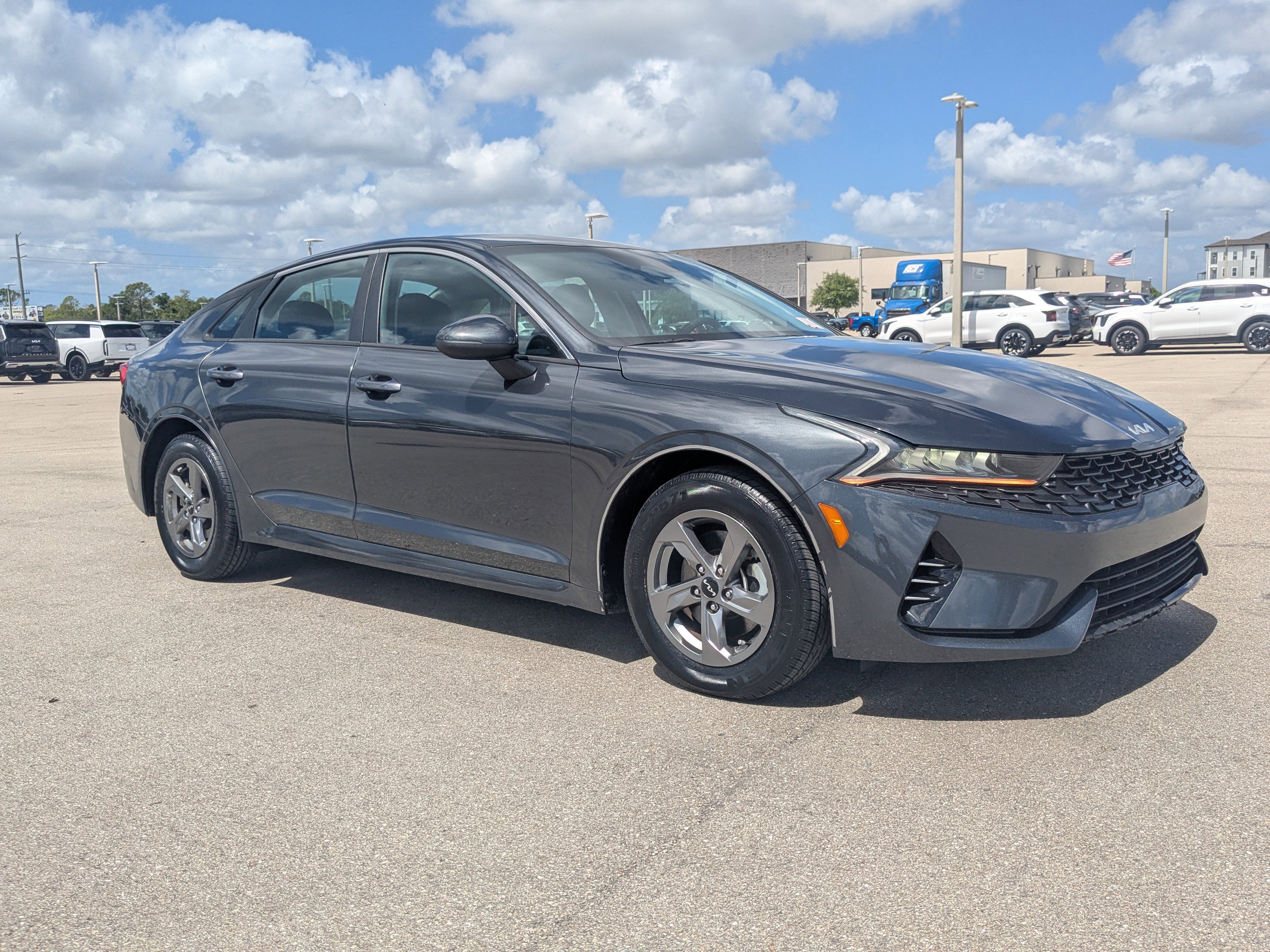 Used 2024 Kia K5 LXS image 2