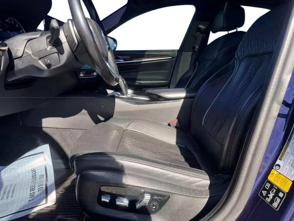 Used 2019 BMW 530i xDrive w/ Luxury Seating Package AWD/4WD image 9