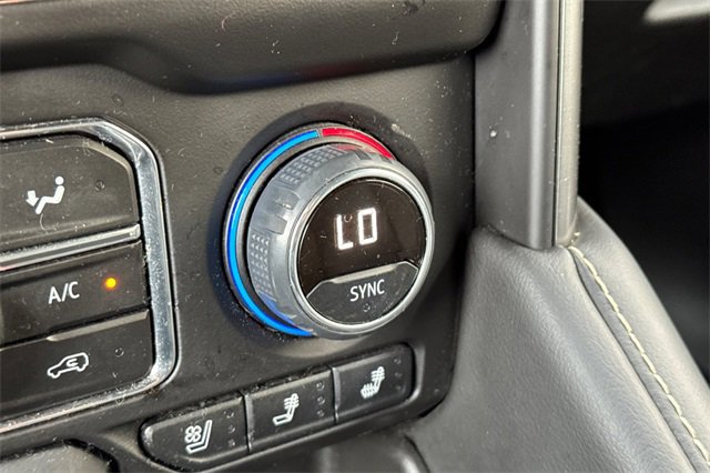 Used 2024 Chevrolet Tahoe Premier image 31