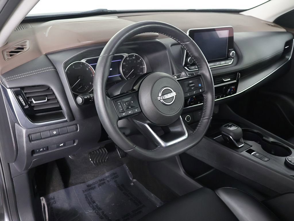 Used 2023 Nissan Rogue SV w/ SV Premium Package image 27