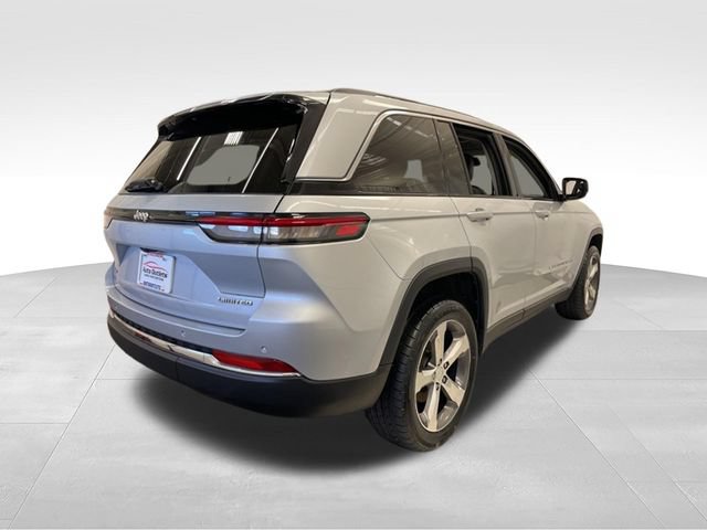 Used 2022 Jeep Grand Cherokee Limited AWD/4WD image 6