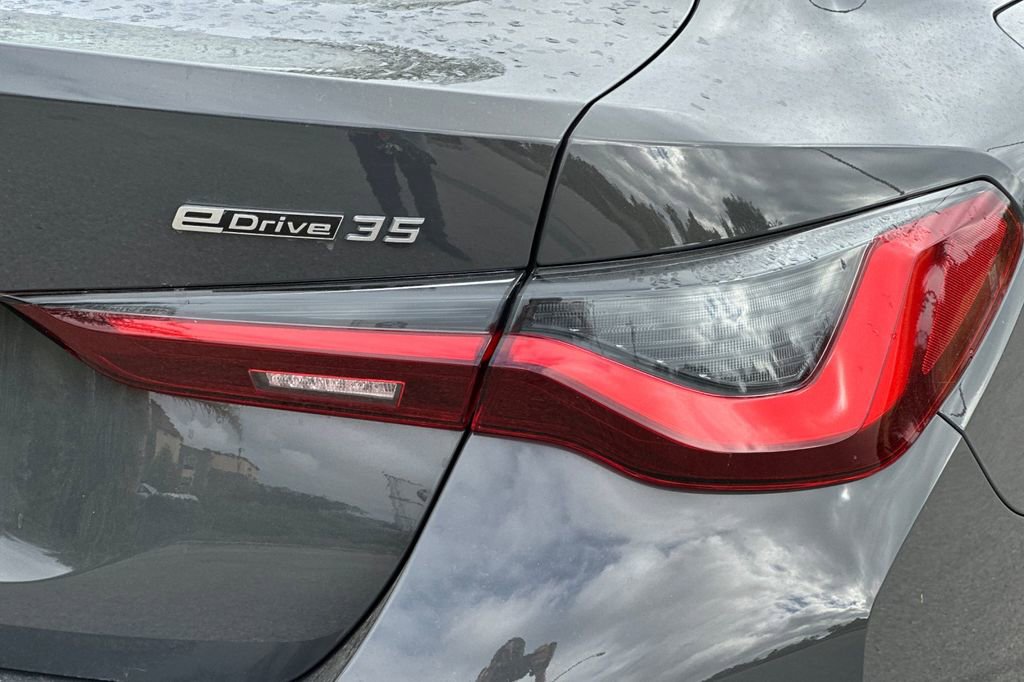 Used 2023 BMW i4 eDrive35 w/ Premium Package image 32