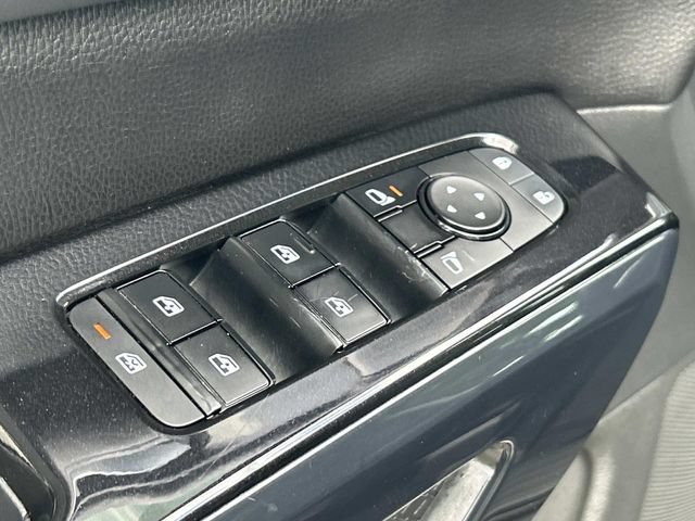 Used 2022 Nissan Pathfinder S AWD/4WD image 17
