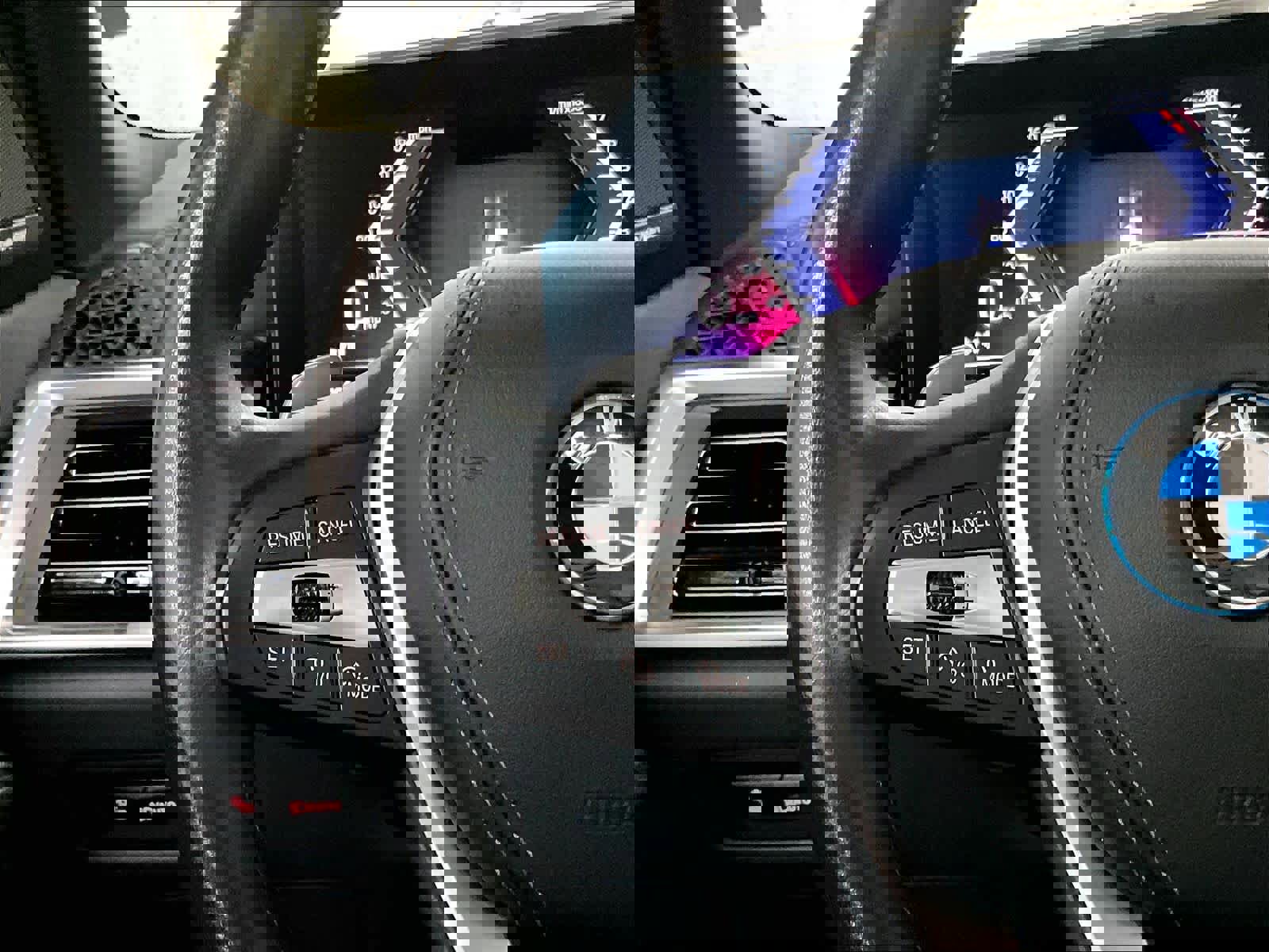 Used 2025 BMW X5 xDrive50e image 19