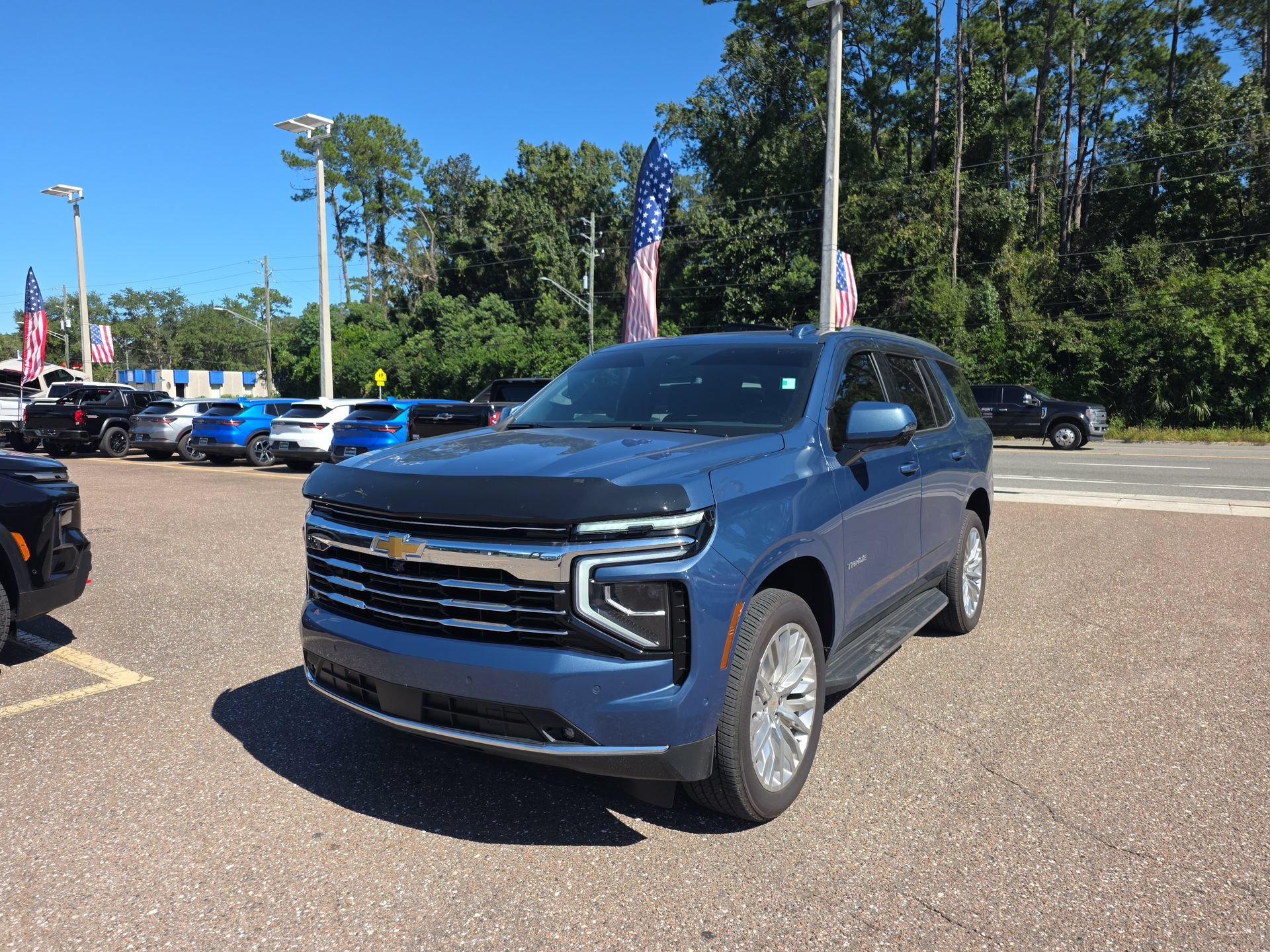 Used 2026 Chevrolet Tahoe LT w/ Comfort Package RWD image 3