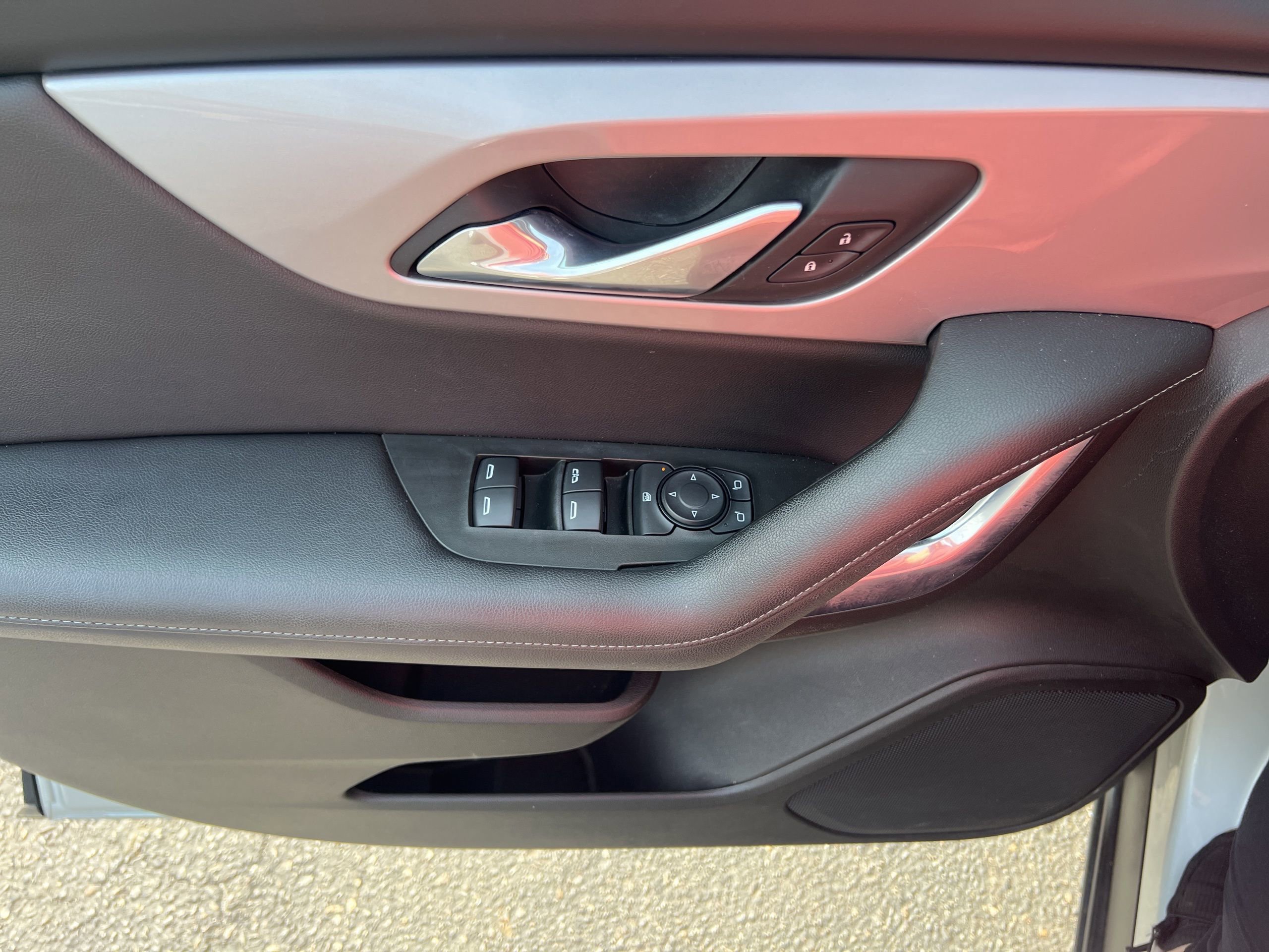 Used 2022 Chevrolet Blazer LT image 17