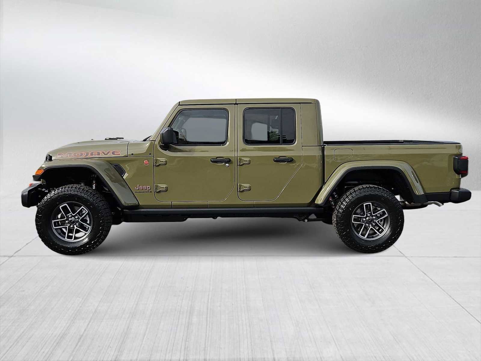 New 2026 Jeep Gladiator Mojave image 5