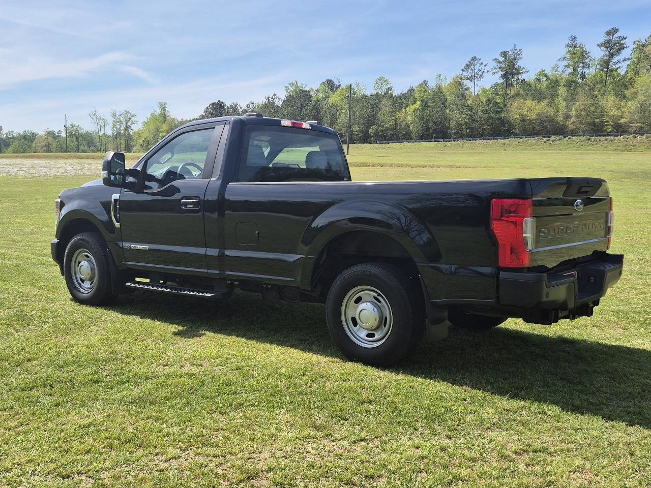 Used 2020 Ford F250 XL w/ Power Equipment Group RWD image 5