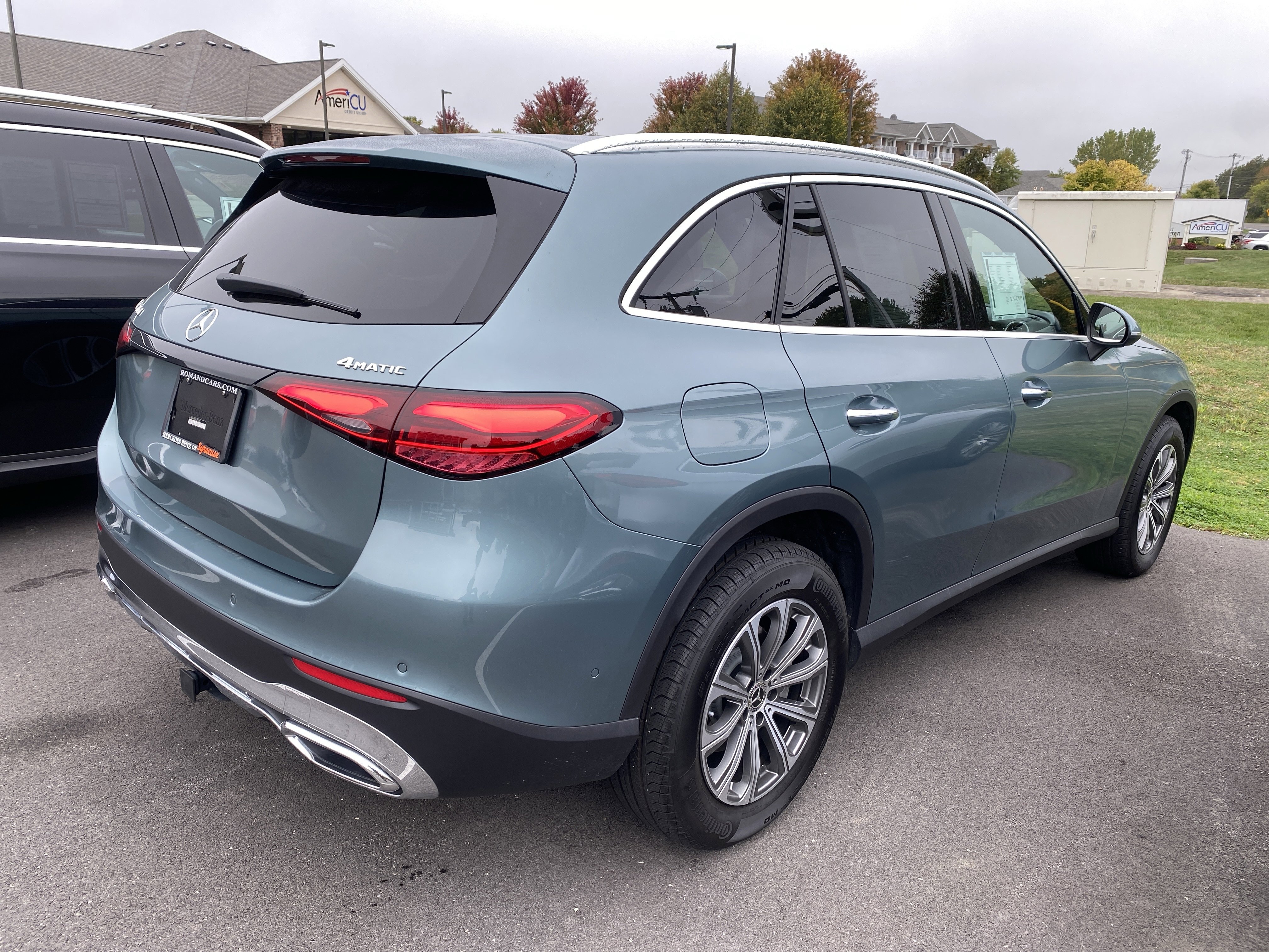 Used 2025 Mercedes-Benz GLC 300 4MATIC image 7