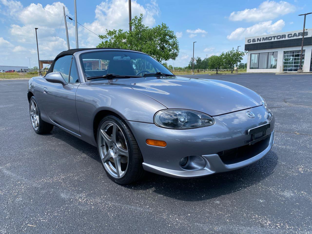 Used 2004 MAZDA MX-5 Miata MAZDASPEED w/ Grand Touring Pkg RWD image 6