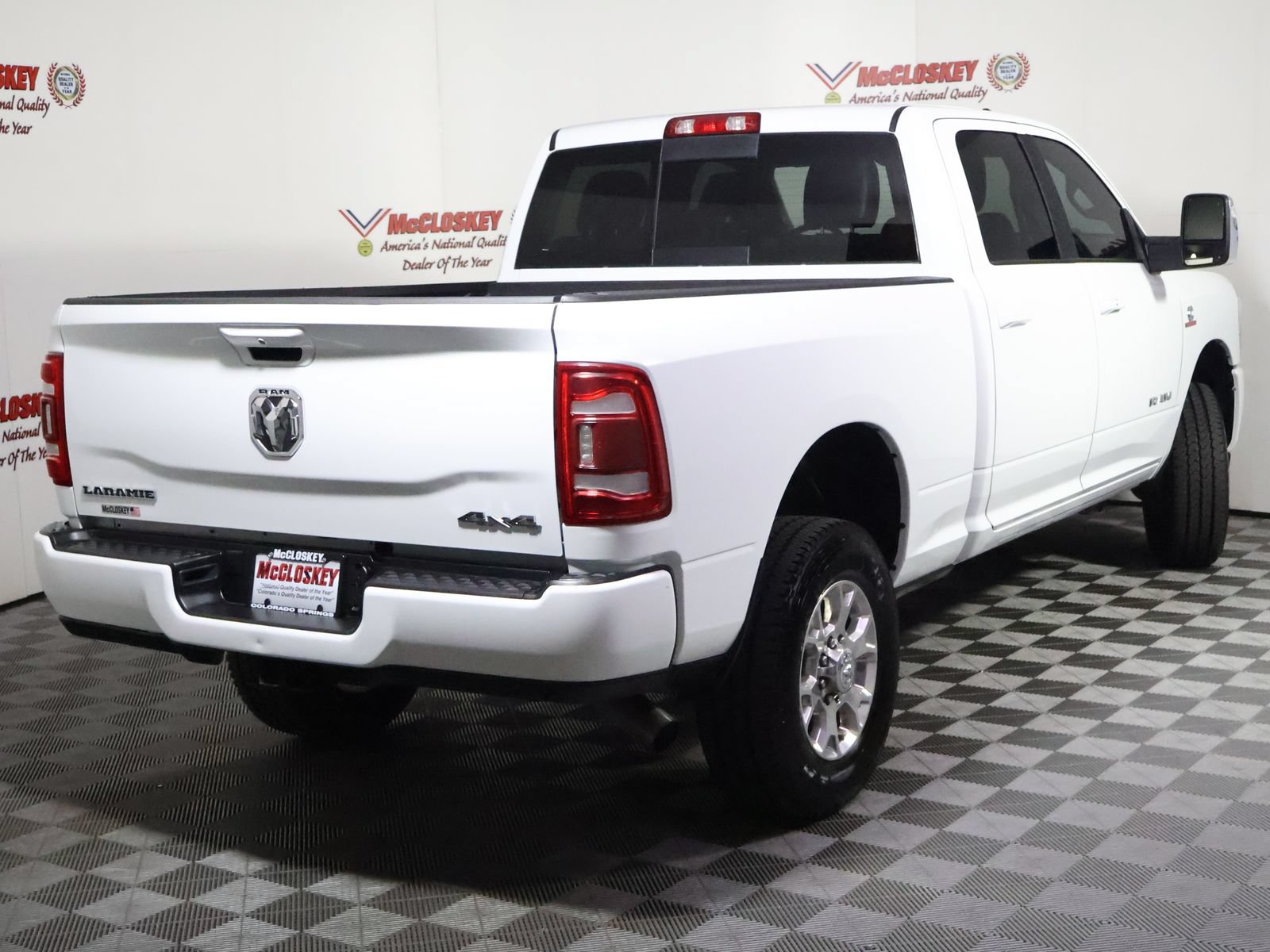 Used 2024 RAM 2500 Laramie w/ Safety Group AWD/4WD image 4