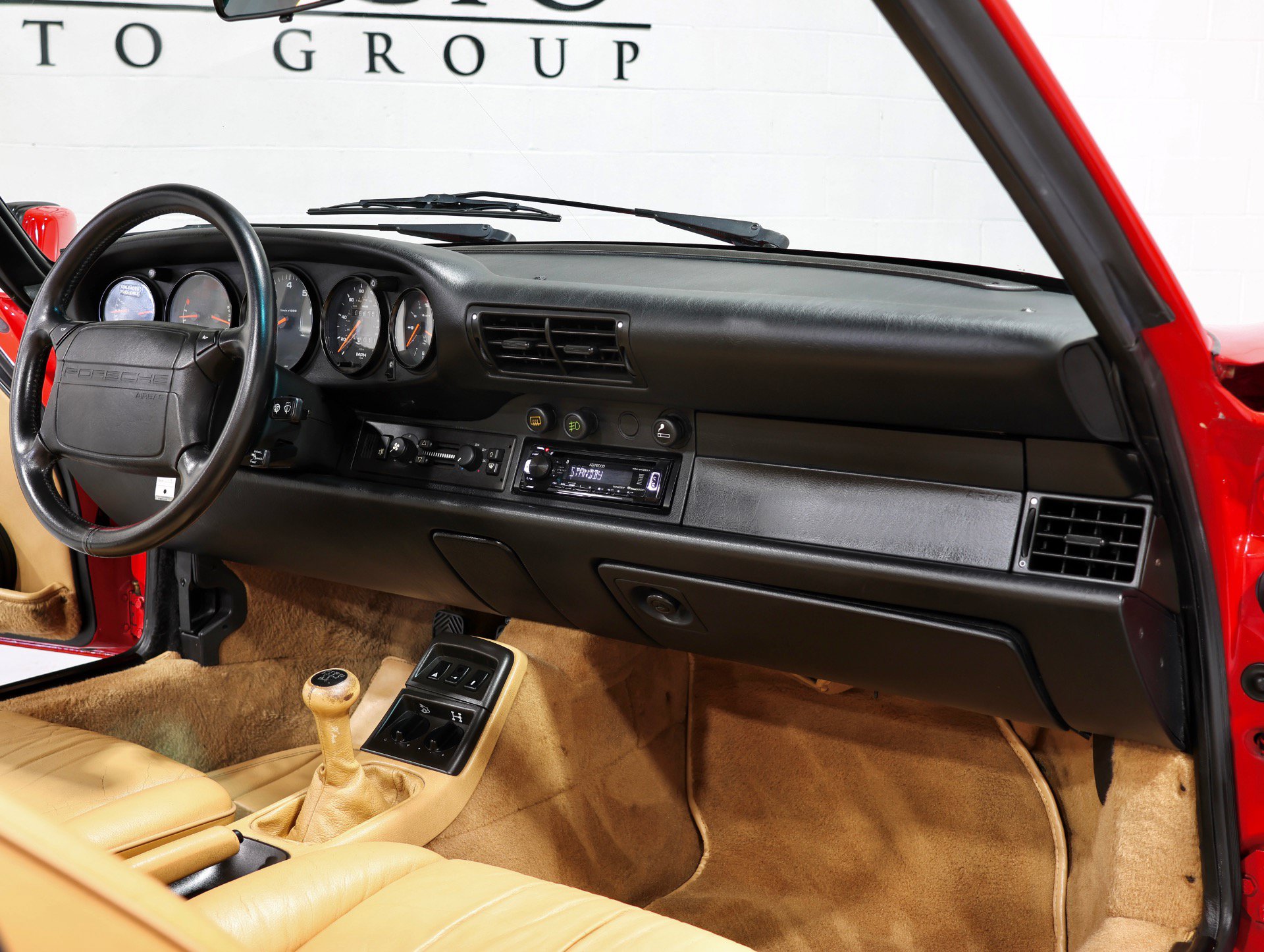 Used 1990 Porsche 911 Carrera image 17