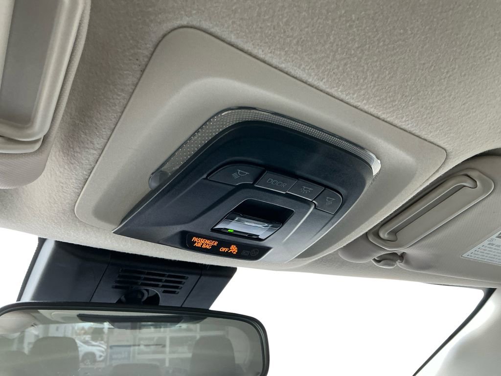 Used 2024 Toyota Corolla LE image 23