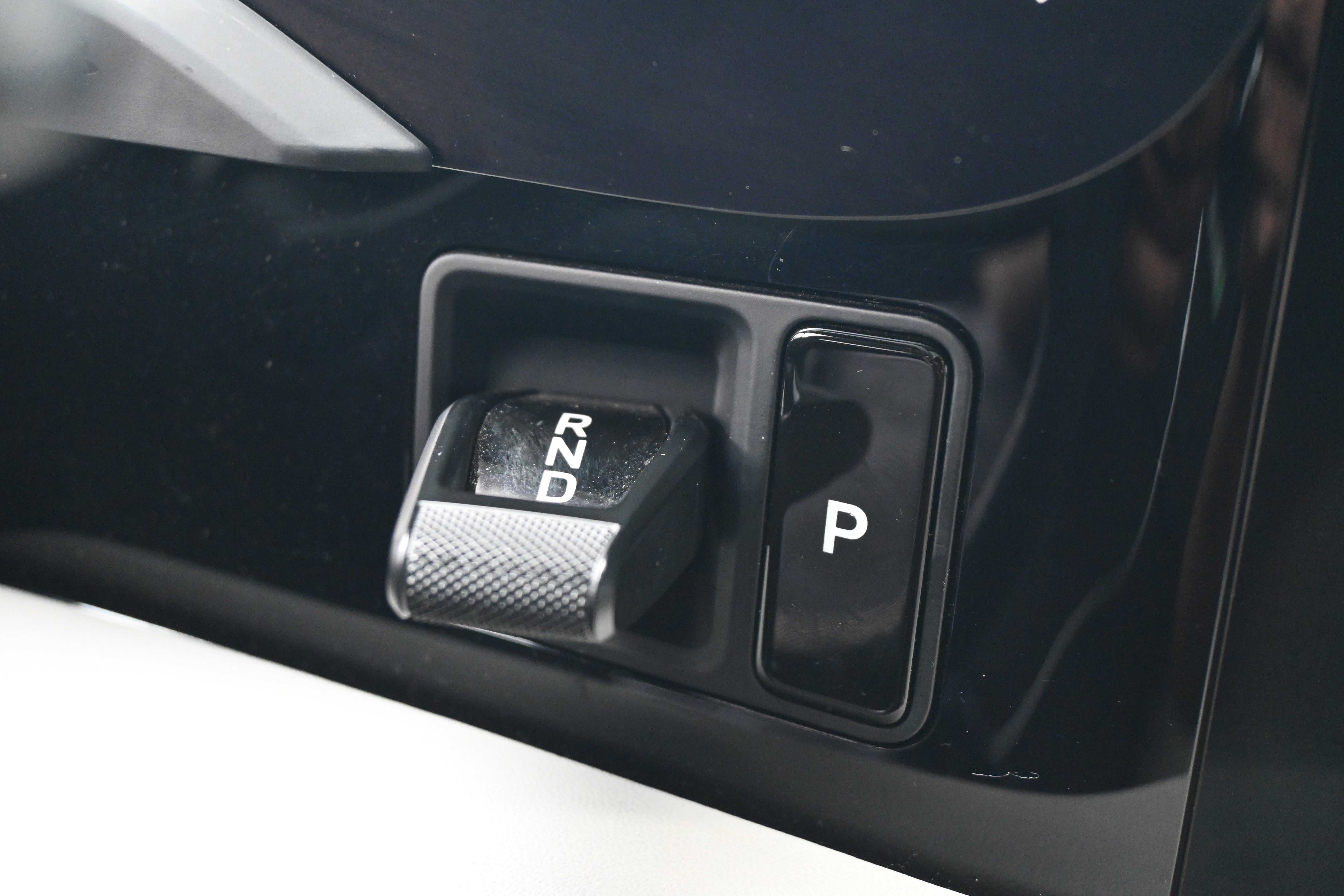 Used 2022 Porsche Taycan image 26