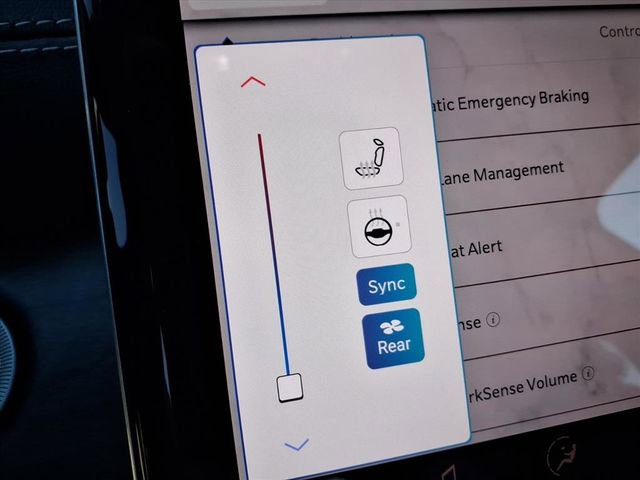 New 2025 Jeep Grand Cherokee L Limited image 9